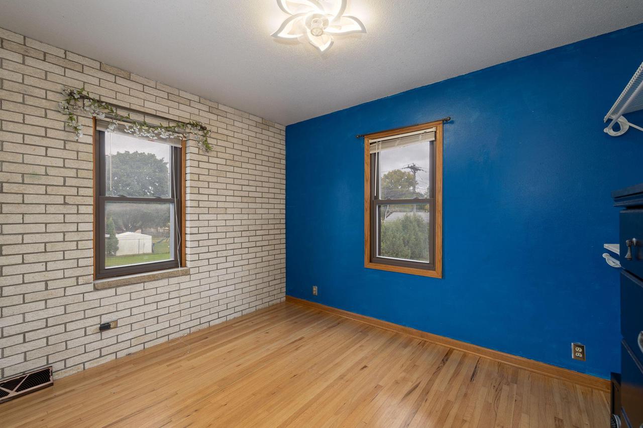 645 12th AVENUE NORTH North