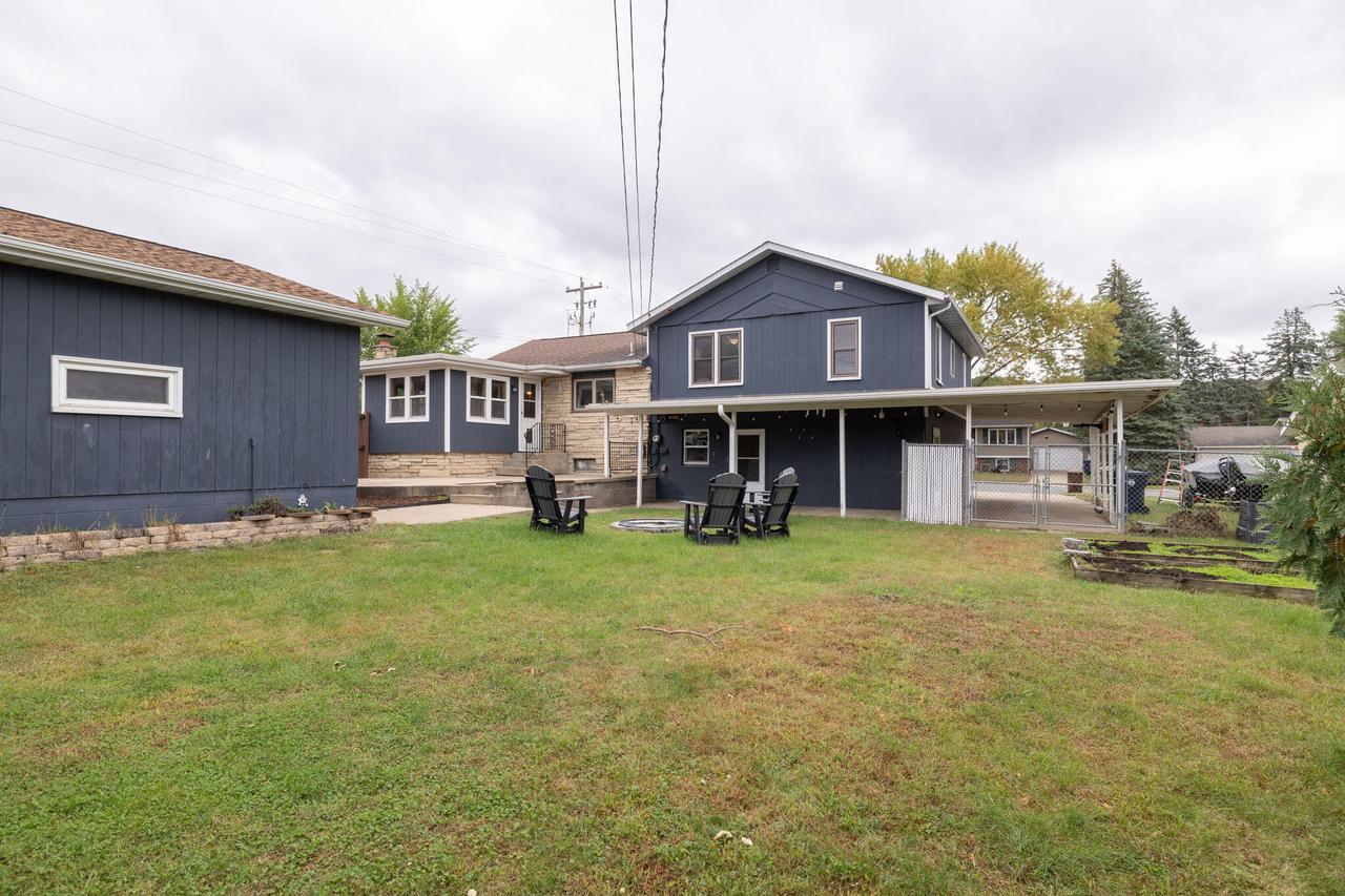 645 12th AVENUE NORTH North