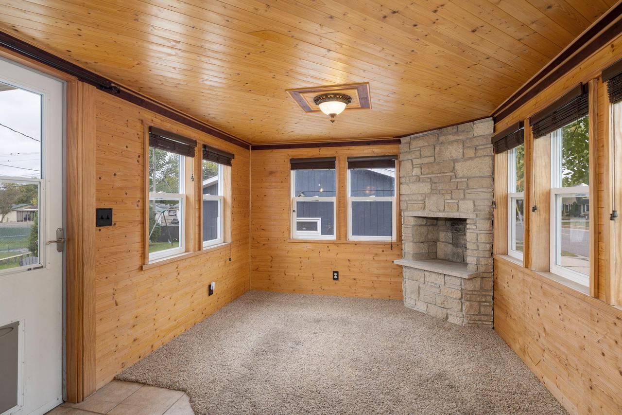 645 12th AVENUE NORTH North