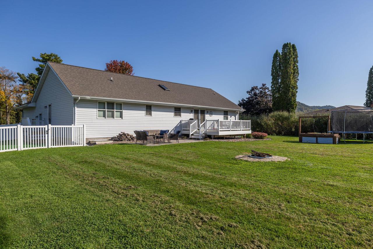 W4861 Harvest LANE