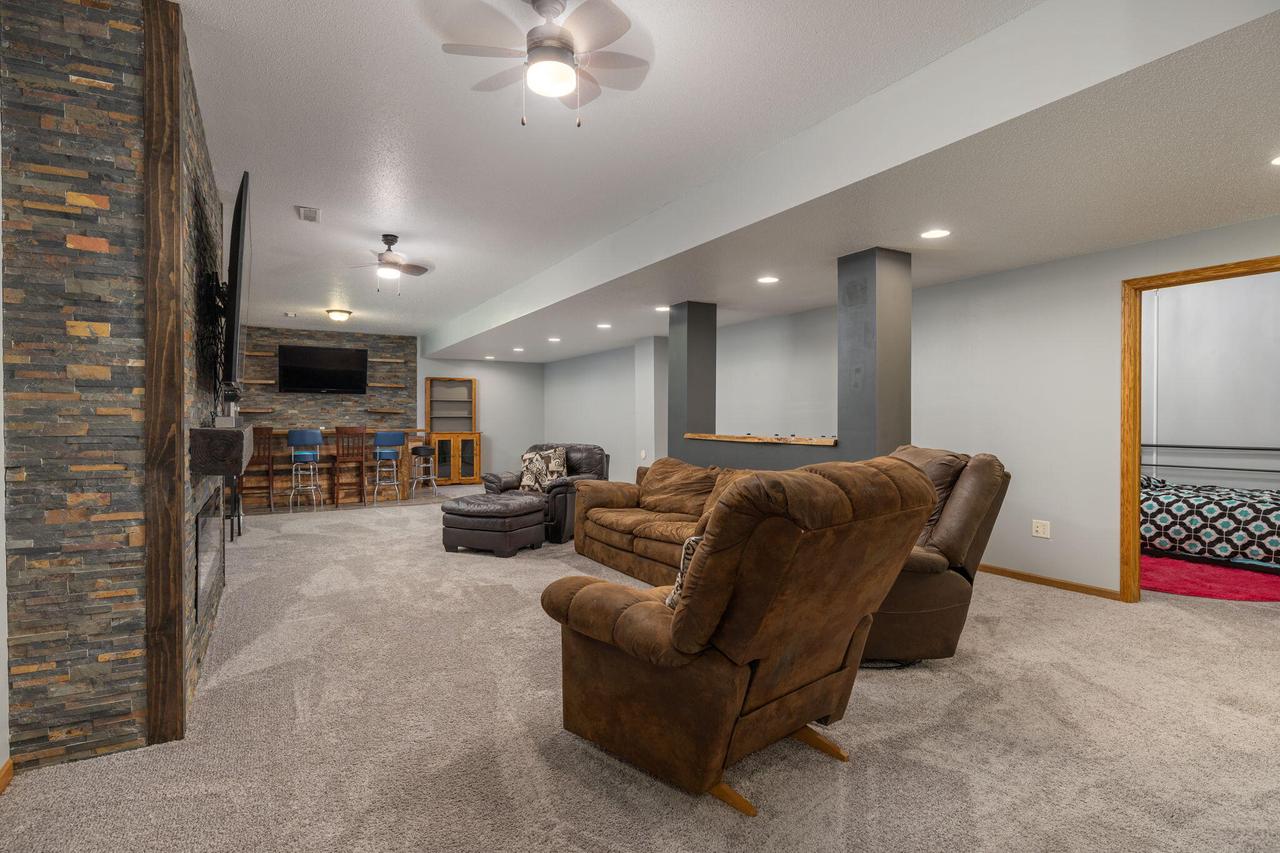 W4861 Harvest LANE