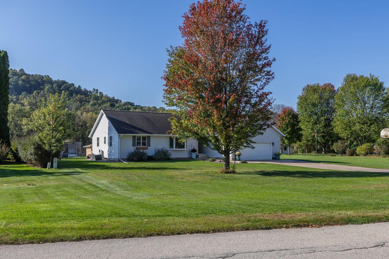 W4861 Harvest LANE