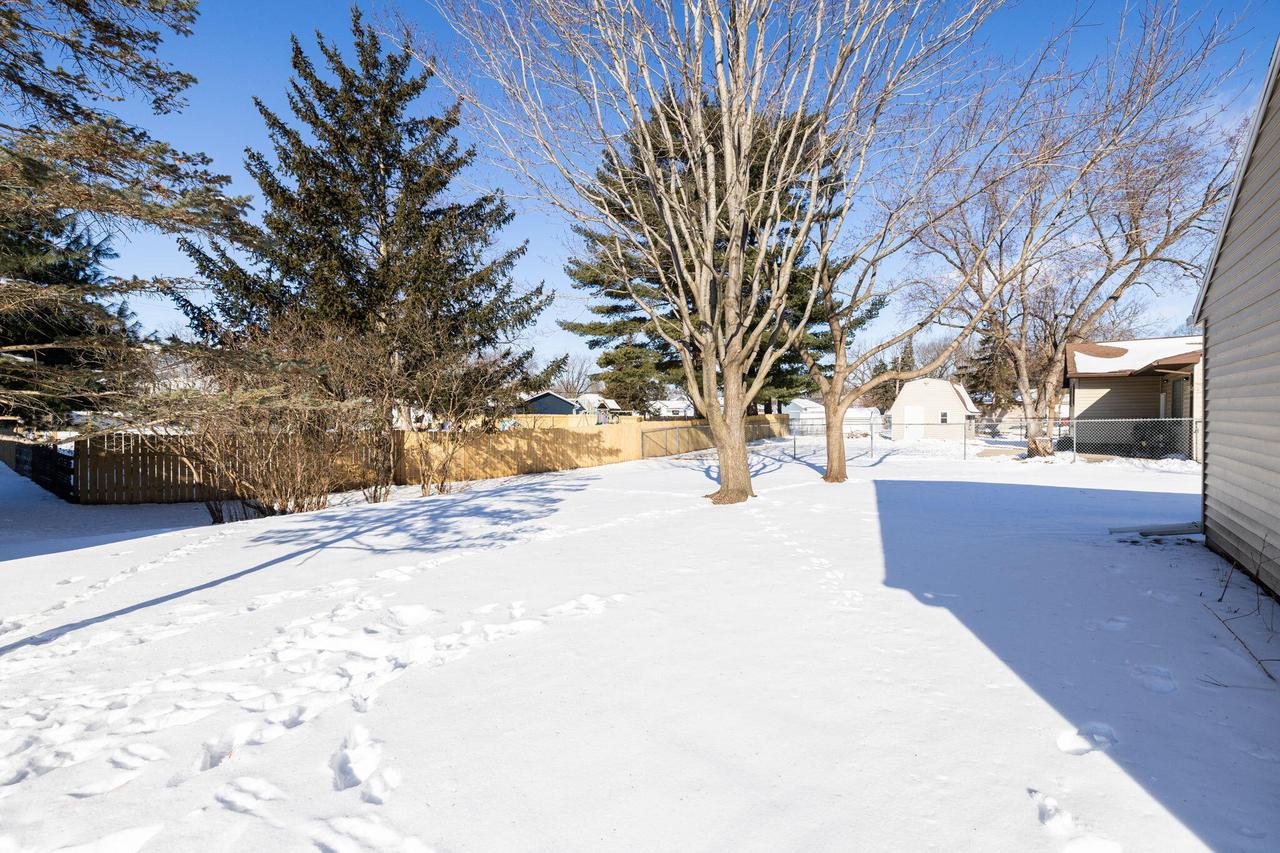 341 5th AVENUE NORTH North