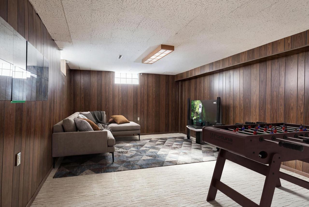 341 5th AVENUE NORTH North