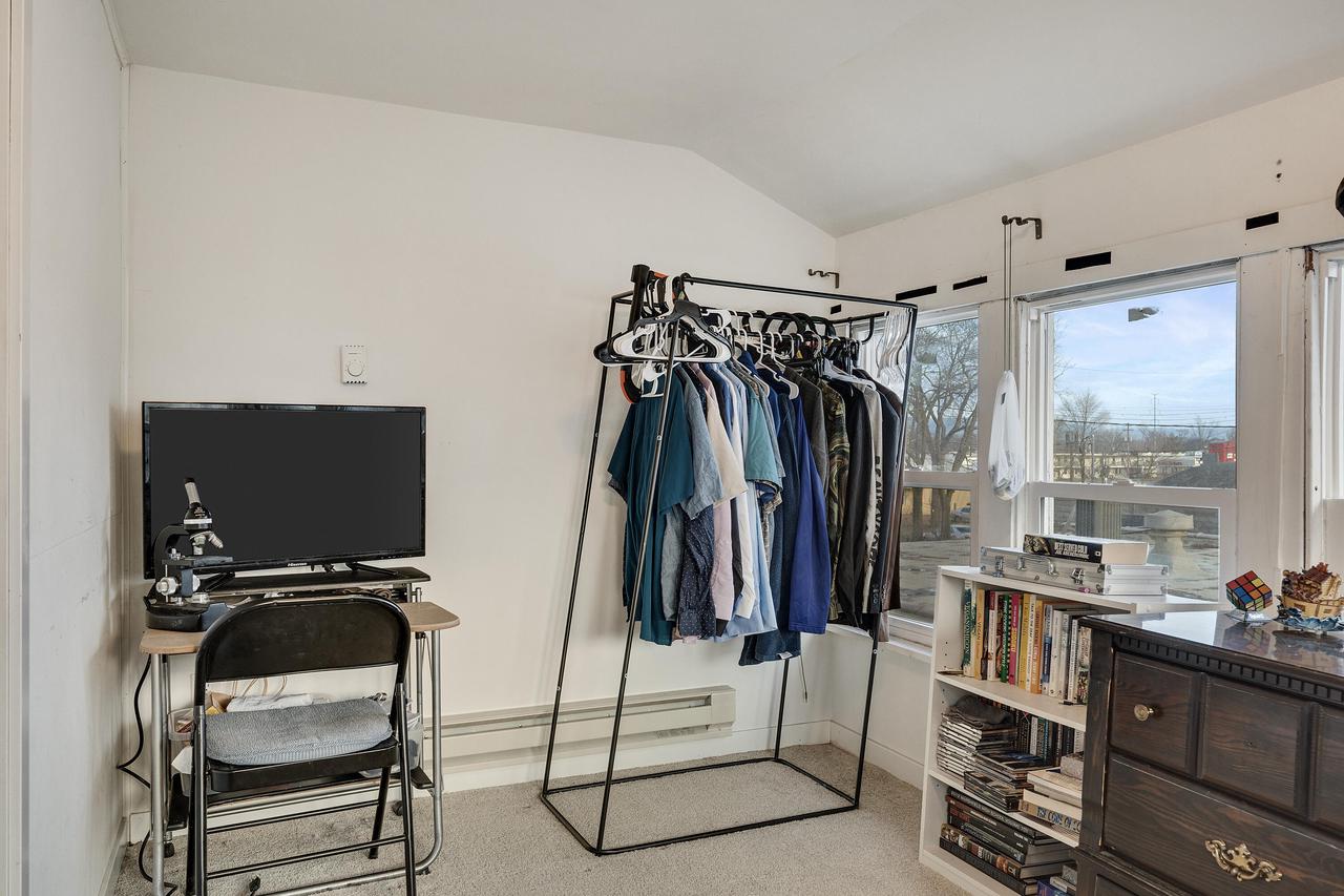 220-222 Copeland AVENUE