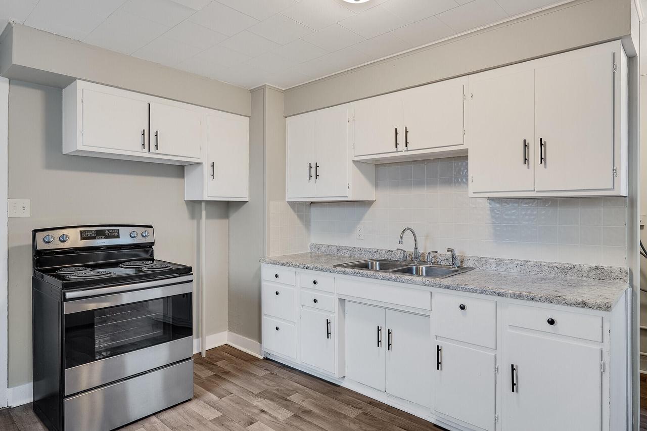 220-222 Copeland AVENUE