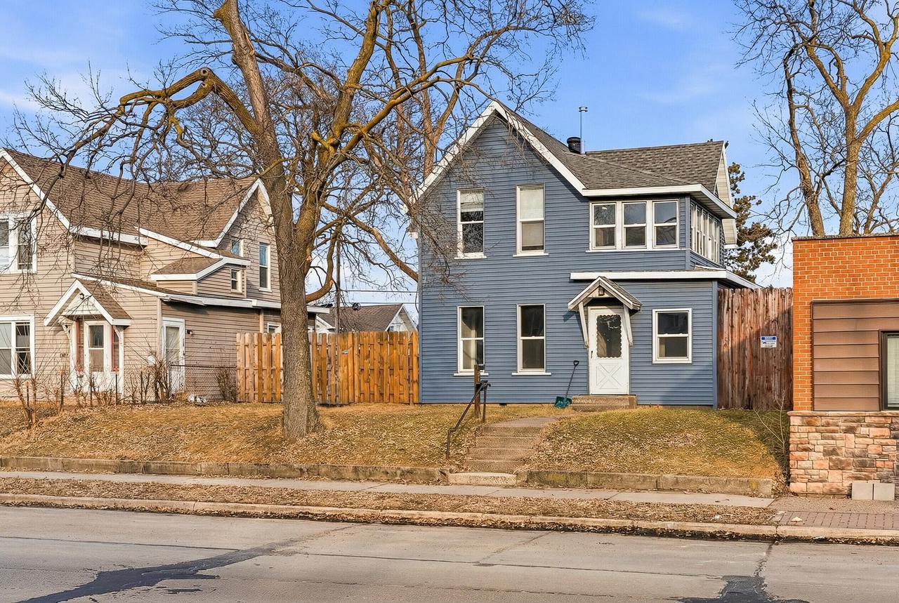 220-222 Copeland AVENUE