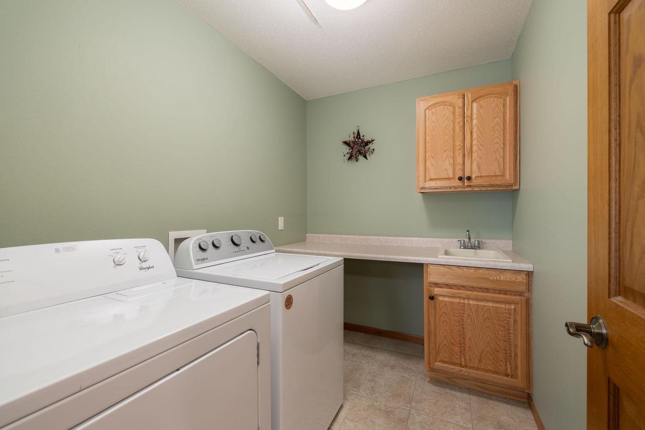 3767 Emerald DRIVE EAST East