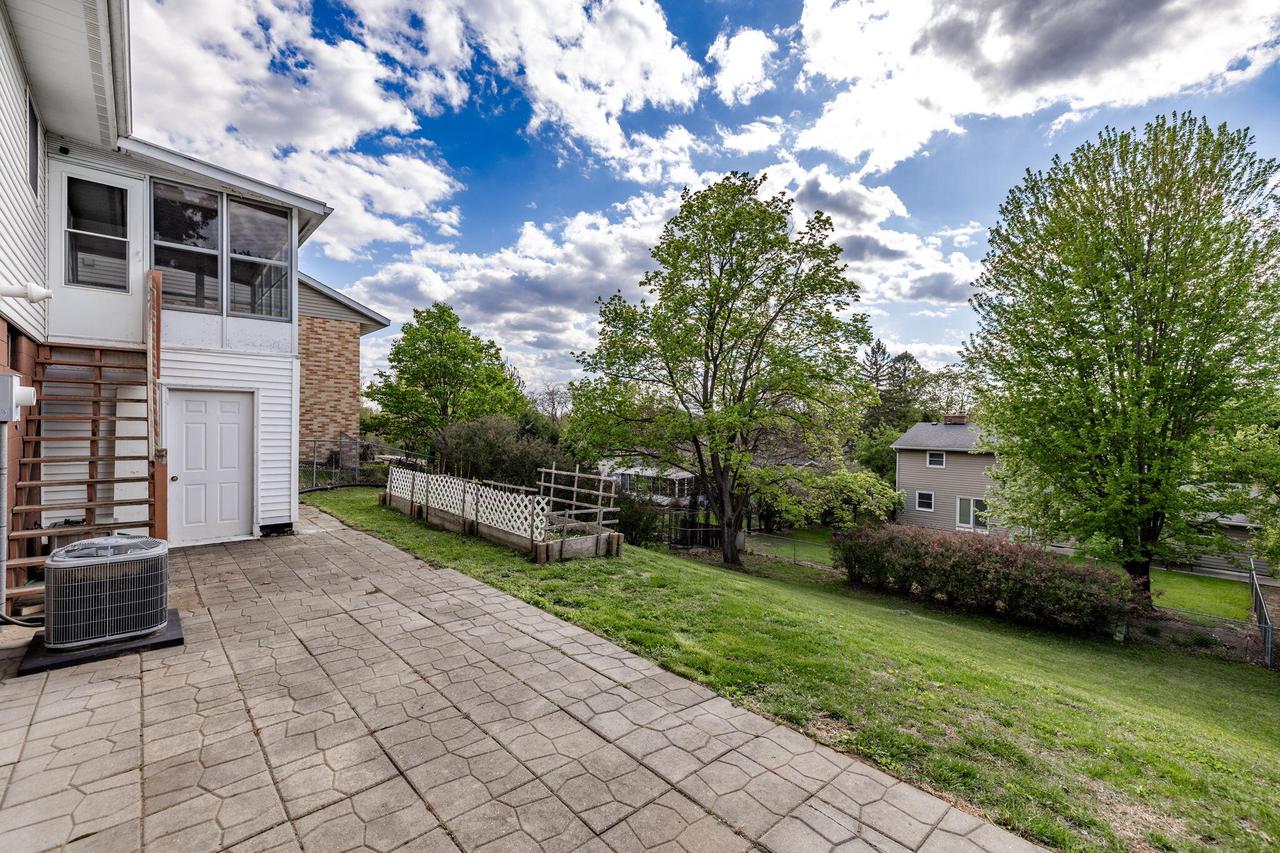 629 Hanson COURT