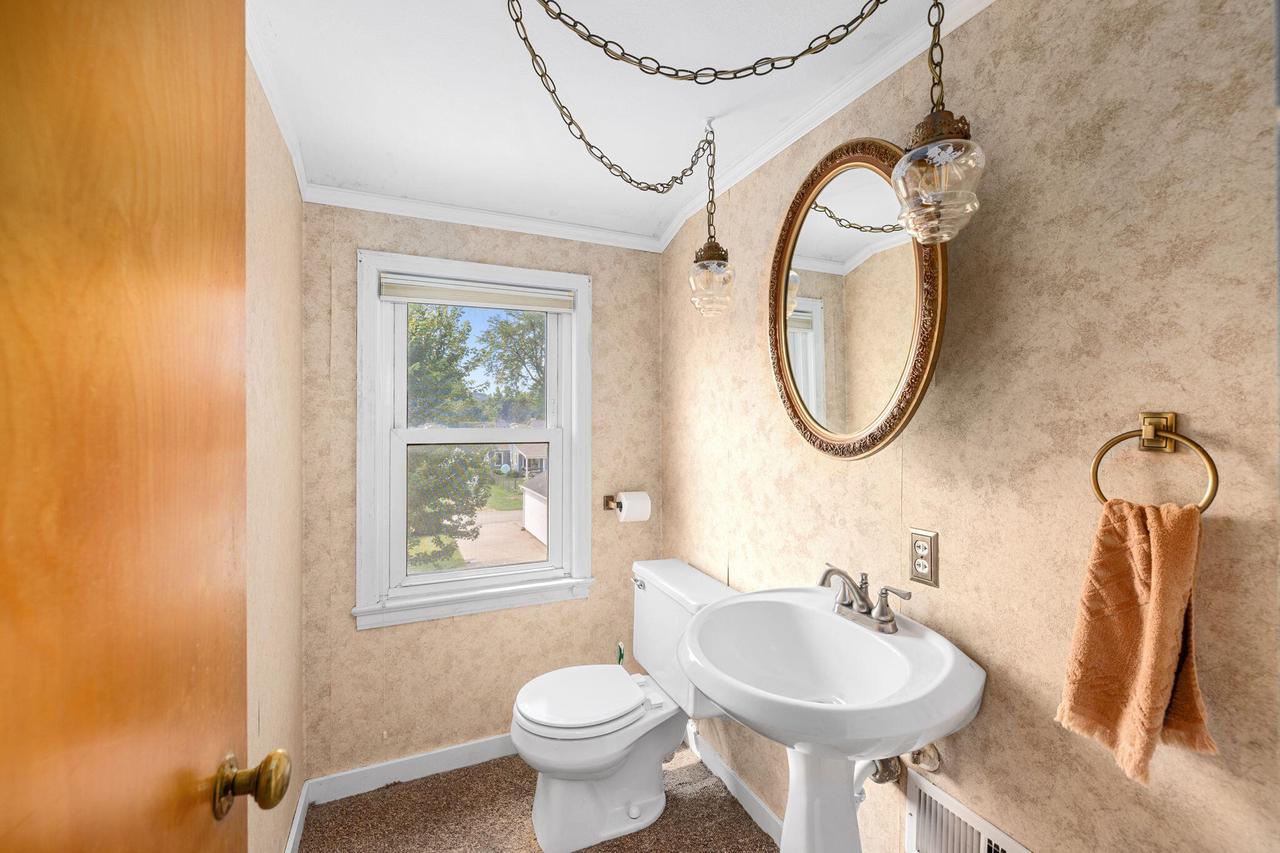 419 Garland STREET W W
