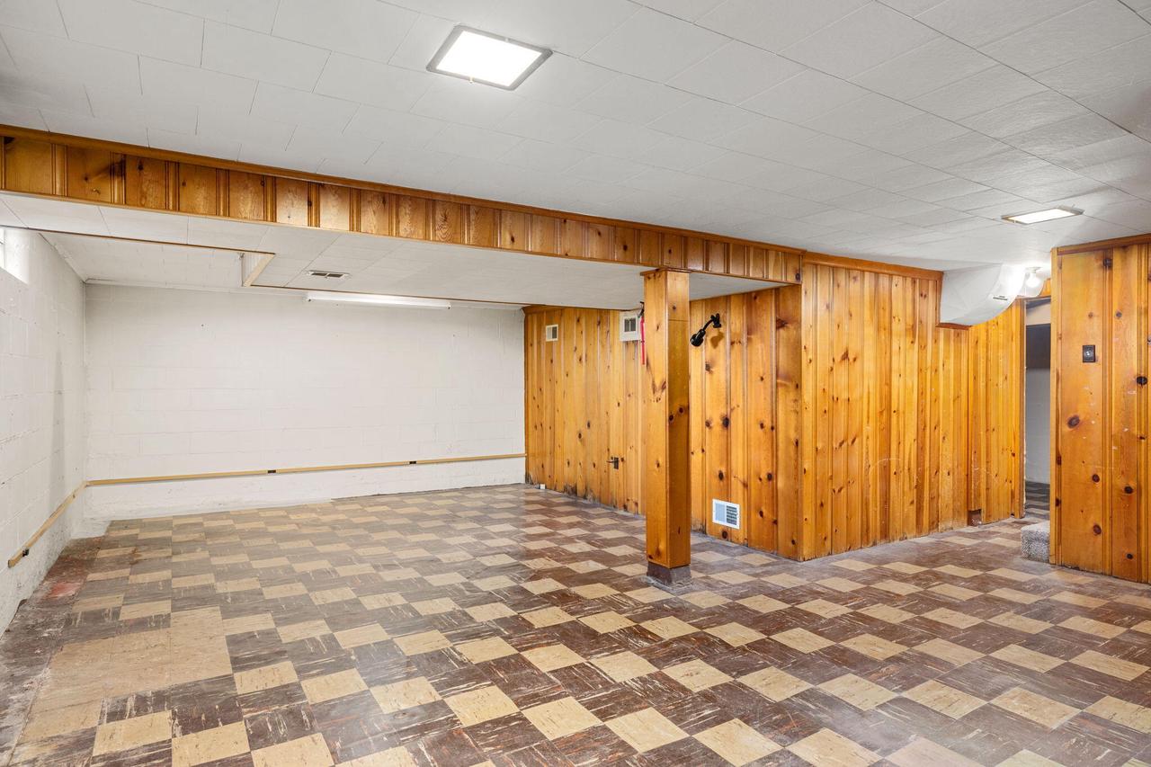 419 Garland STREET W W