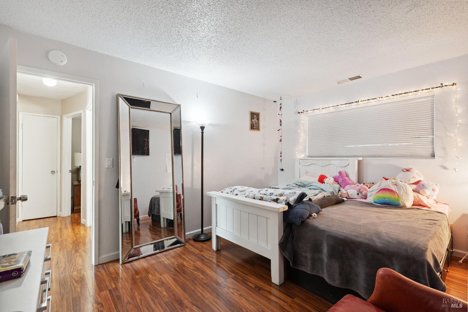 147-149 Buena Vida Ct