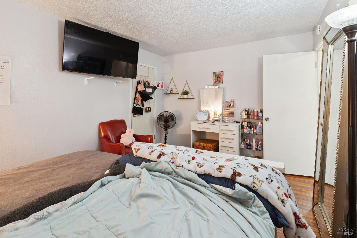 147-149 Buena Vida Ct