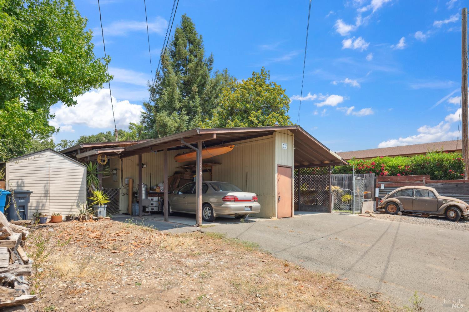 147-149 Buena Vida Ct