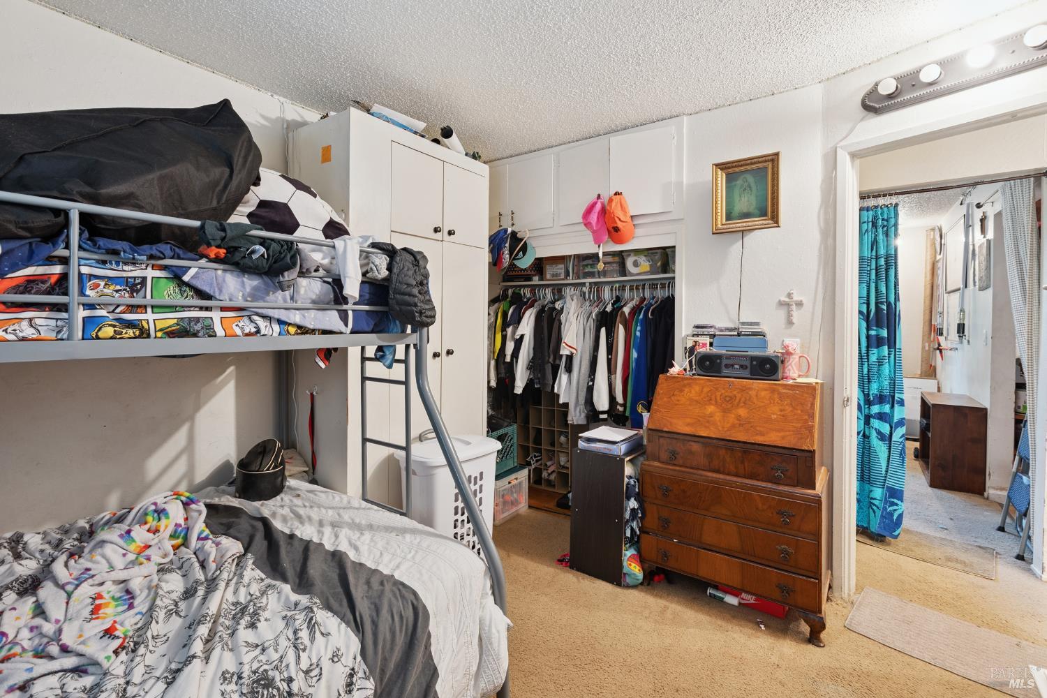 147-149 Buena Vida Ct