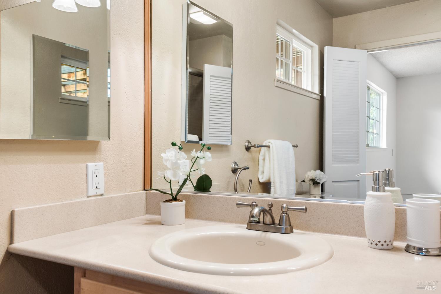 175 Temelec Cir
