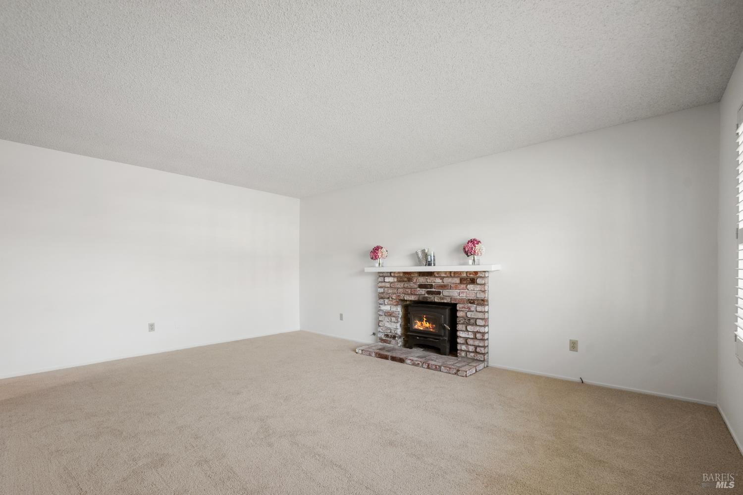 175 Temelec Cir