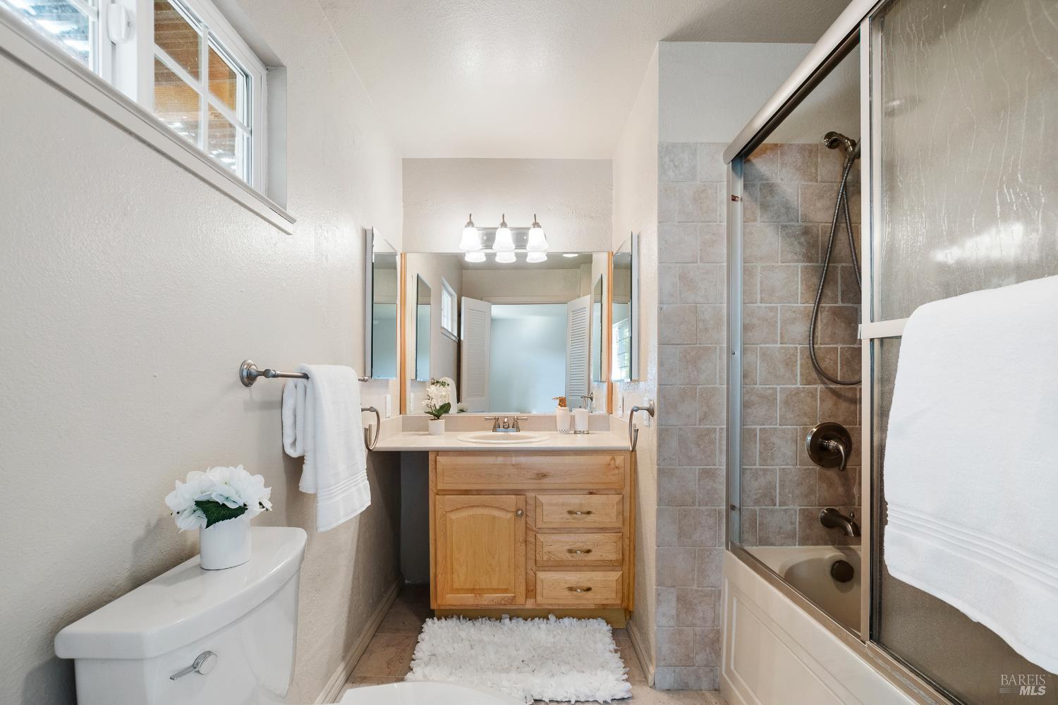175 Temelec Cir