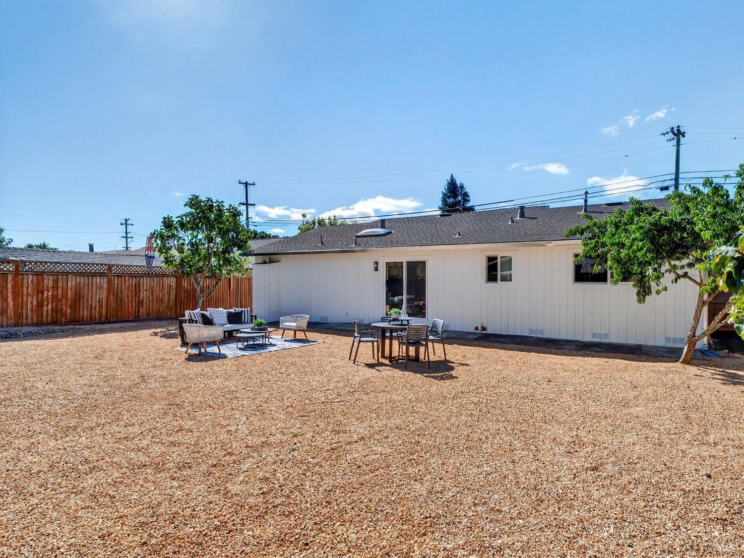 601 Reynolds Dr