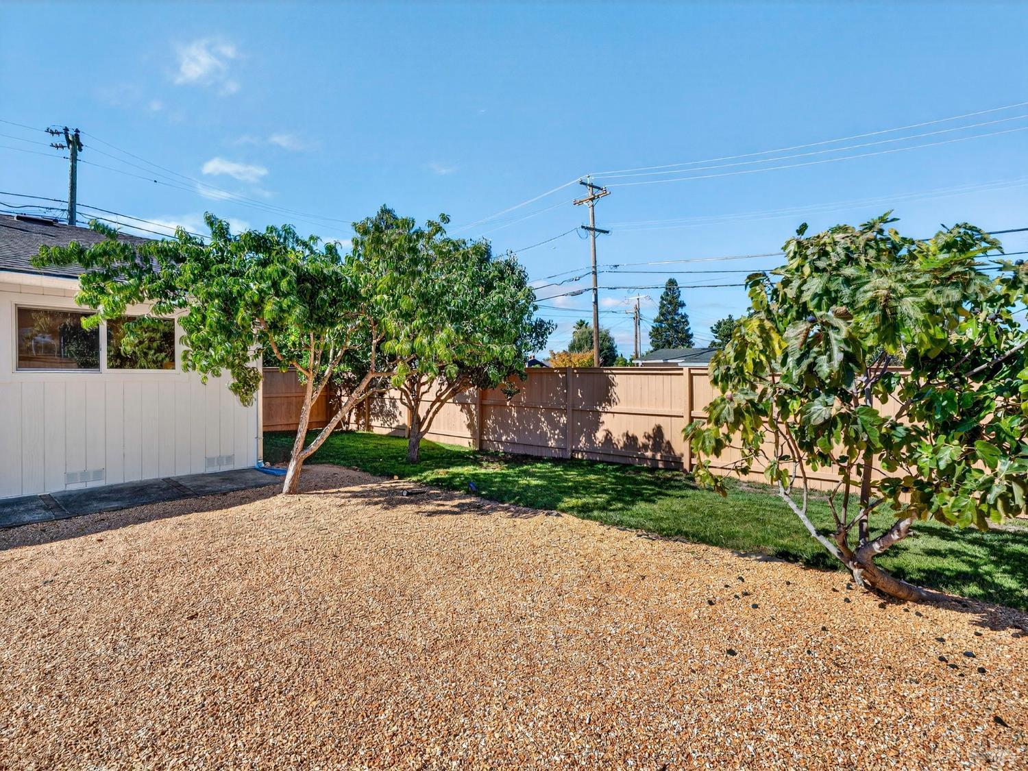 601 Reynolds Dr