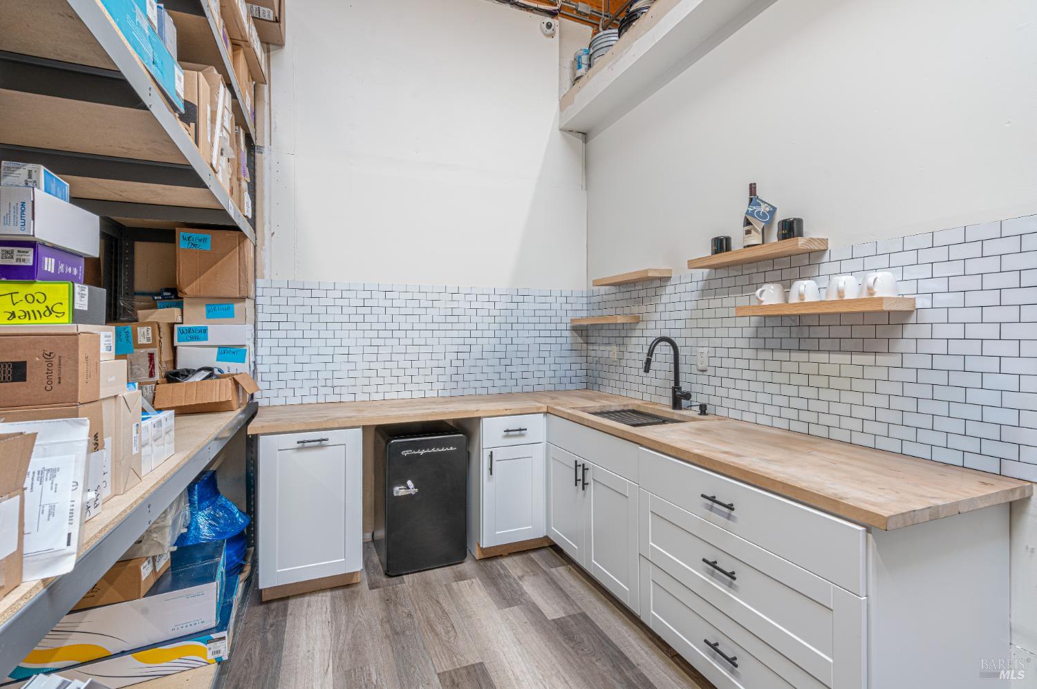 1800 Empire Industrial Court Unit: #4