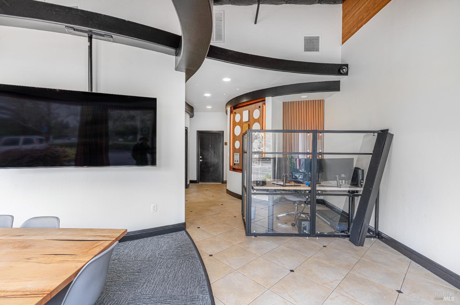 1800 Empire Industrial Court Unit: #4