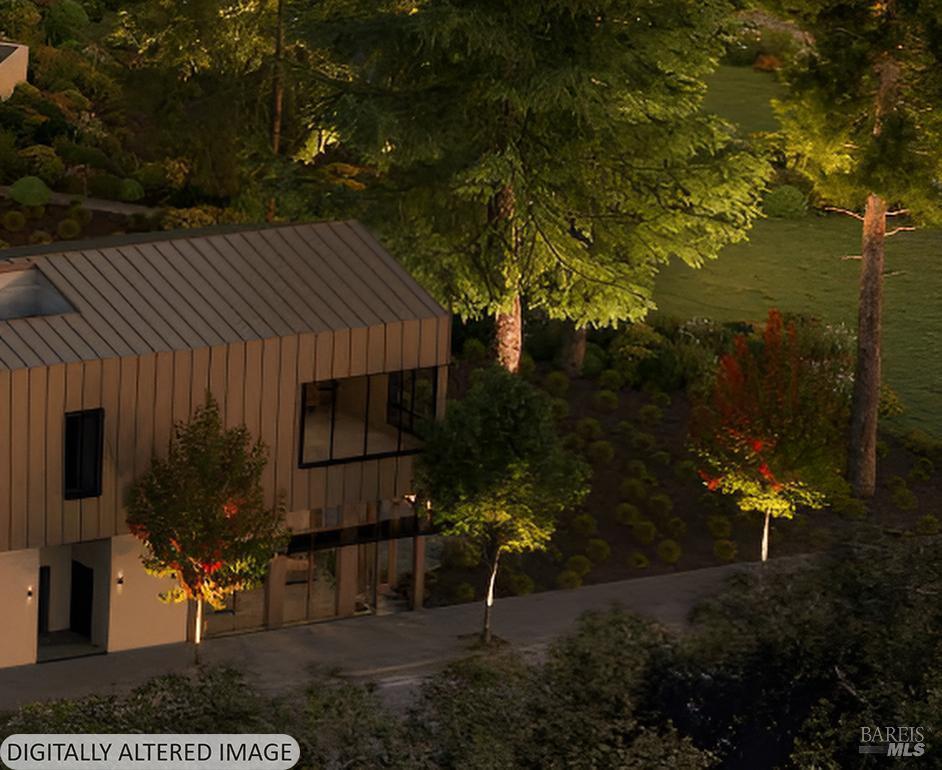 160 Healdsburg Avenue