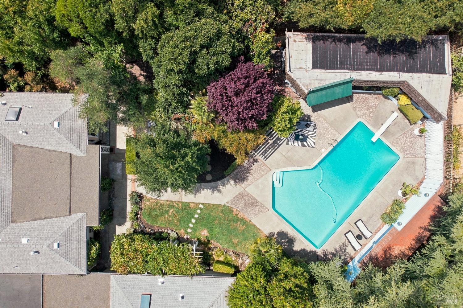 1045 Solano Avenue
