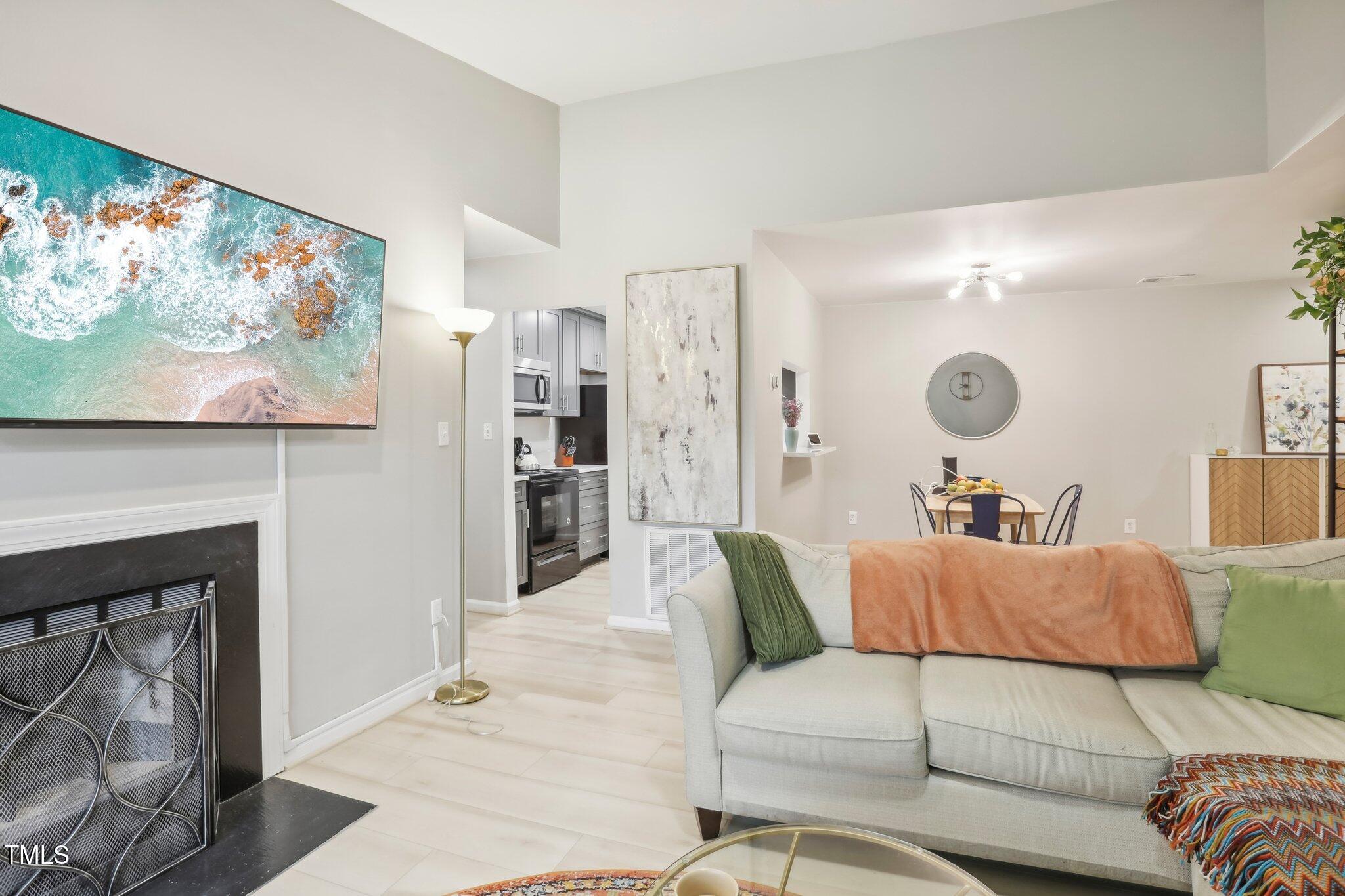 600 Audubon Lake Drive Unit: 08c32