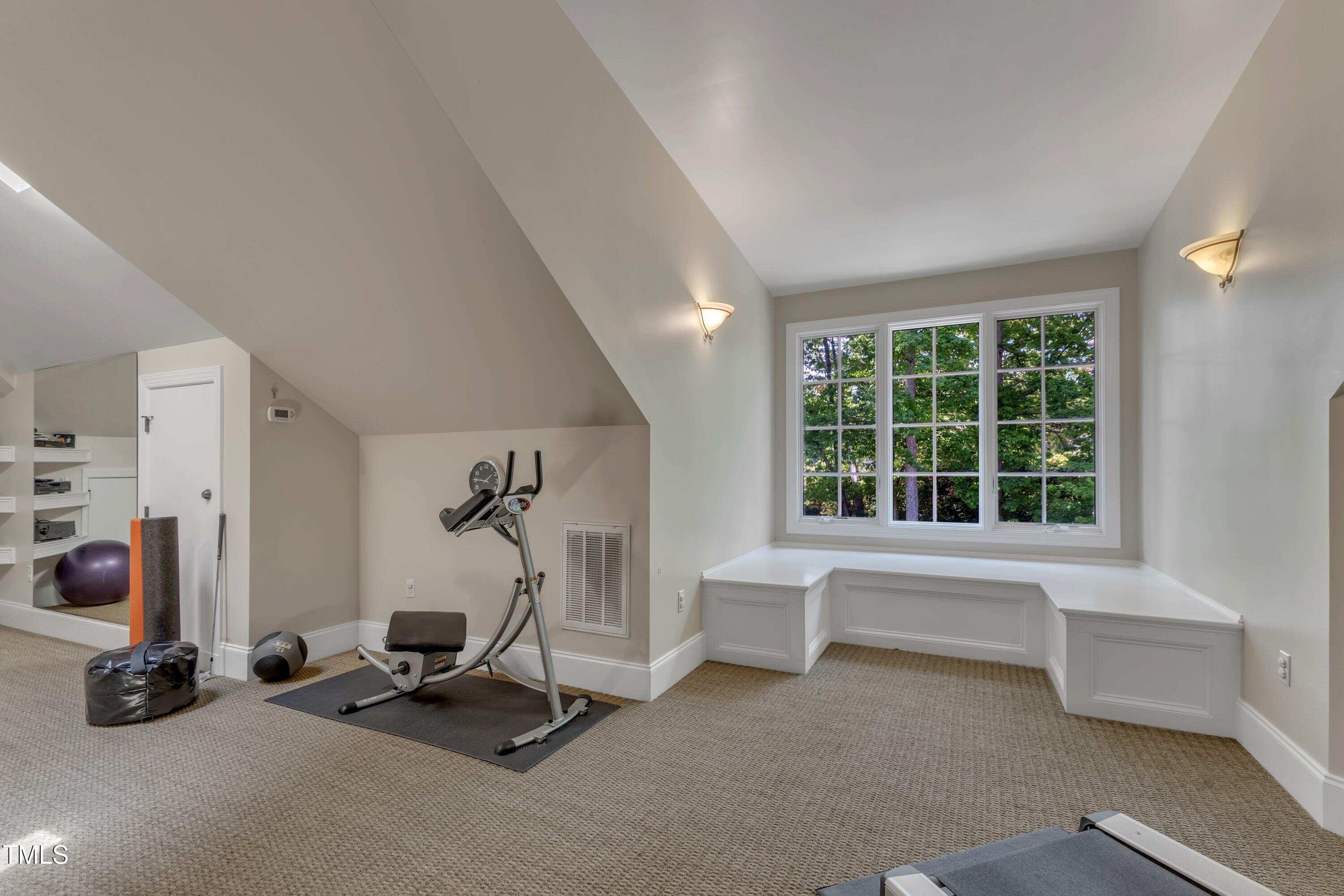 2117 Buckingham Road