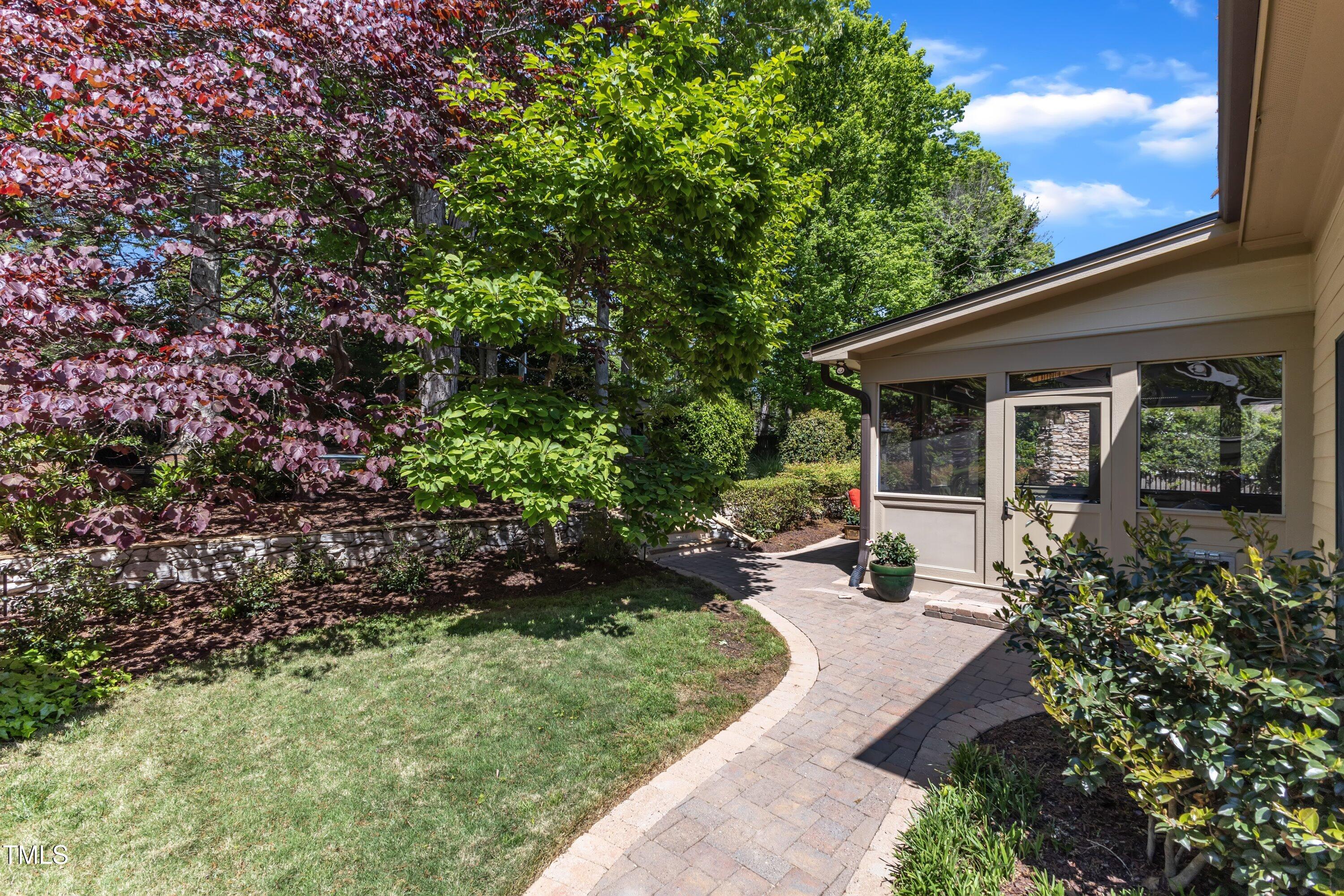 2117 Buckingham Road