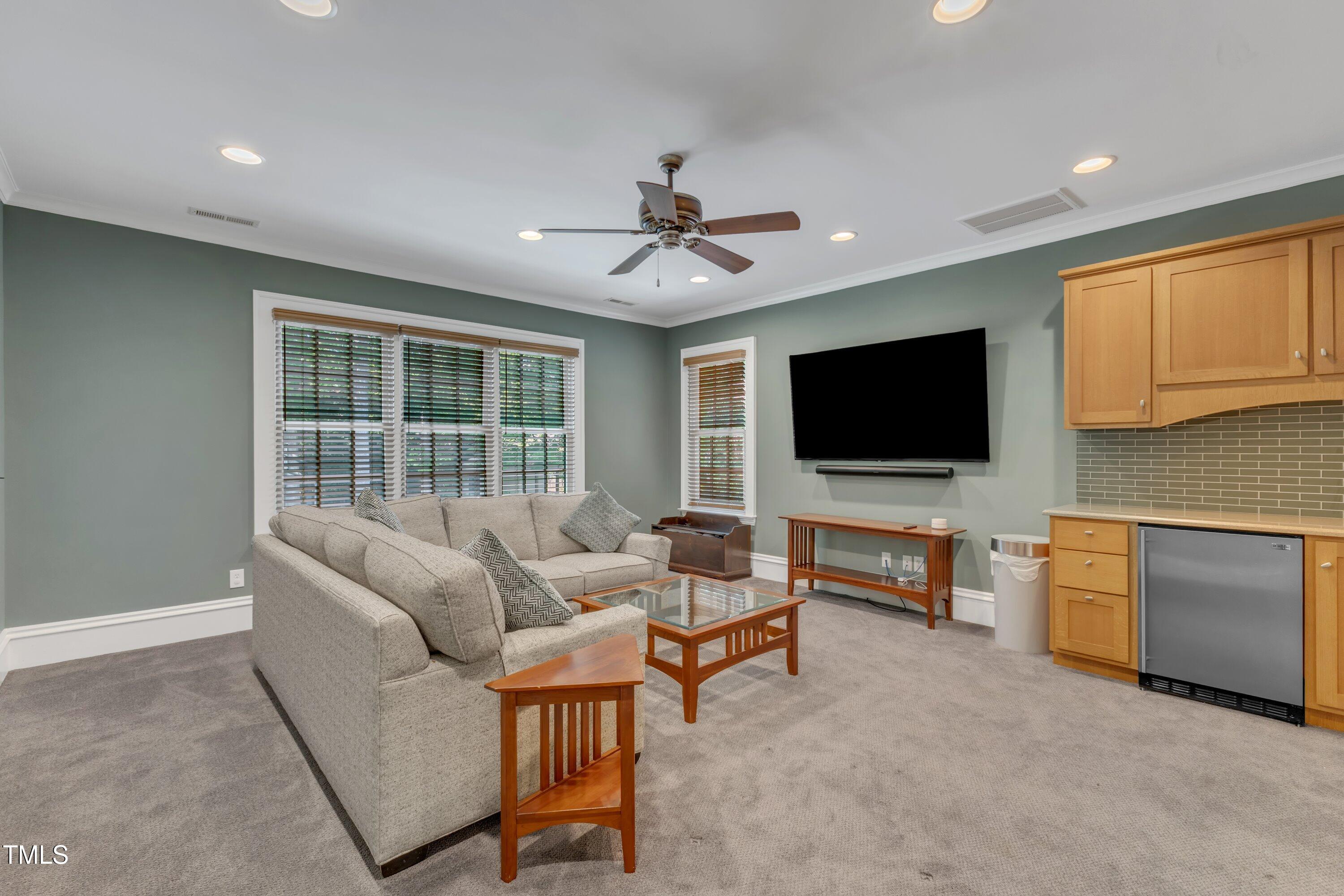 2117 Buckingham Road