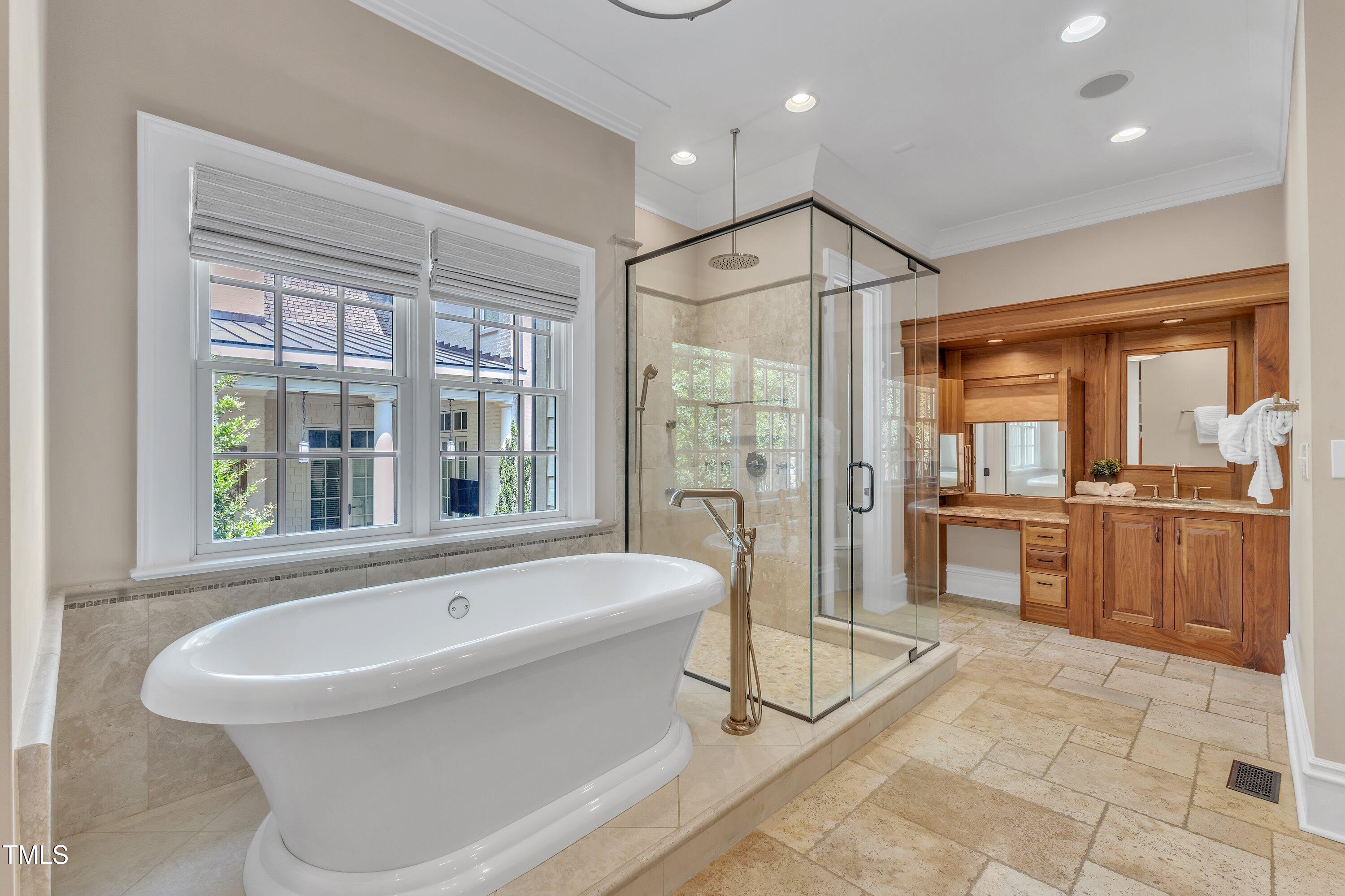 2117 Buckingham Road