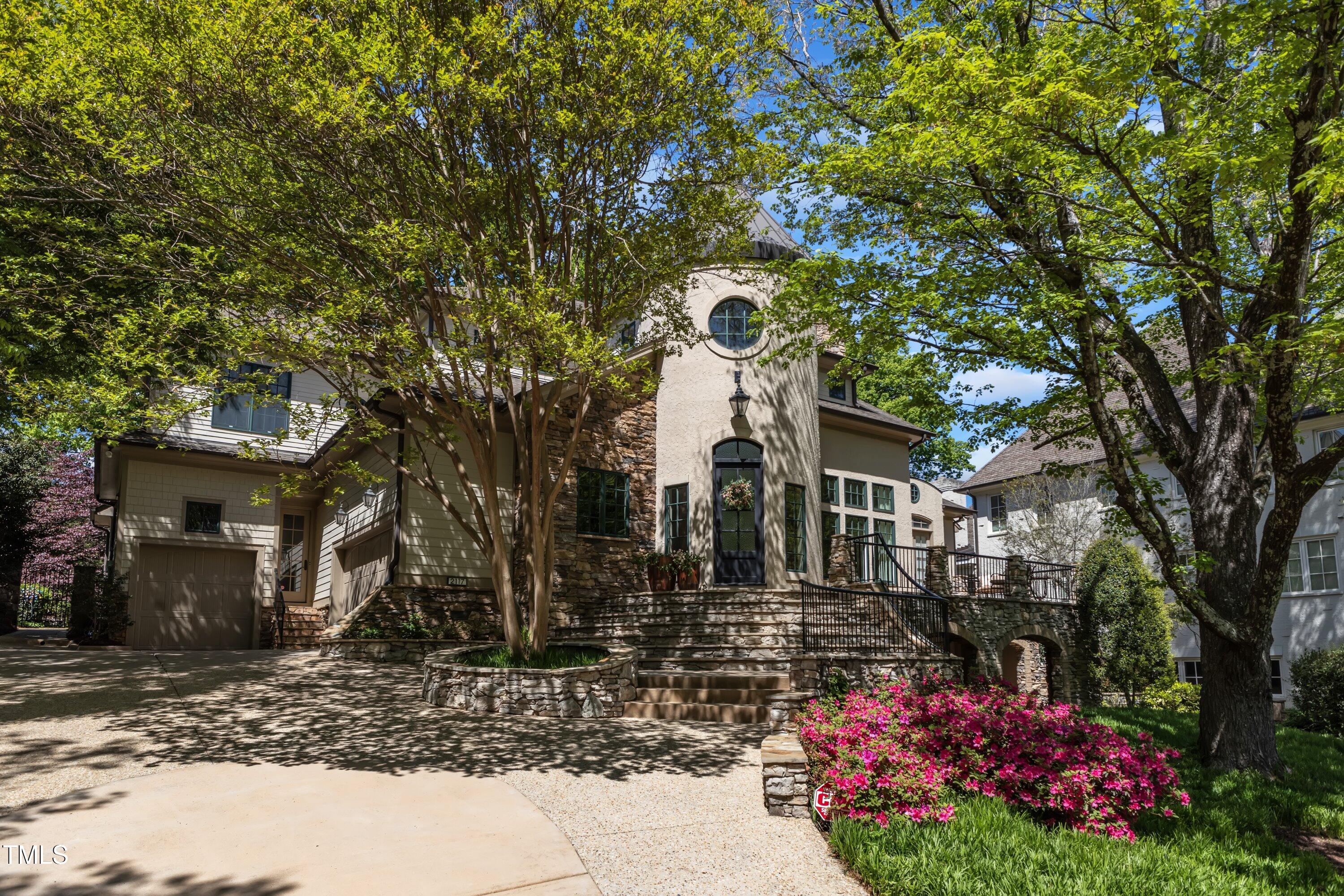 2117 Buckingham Road