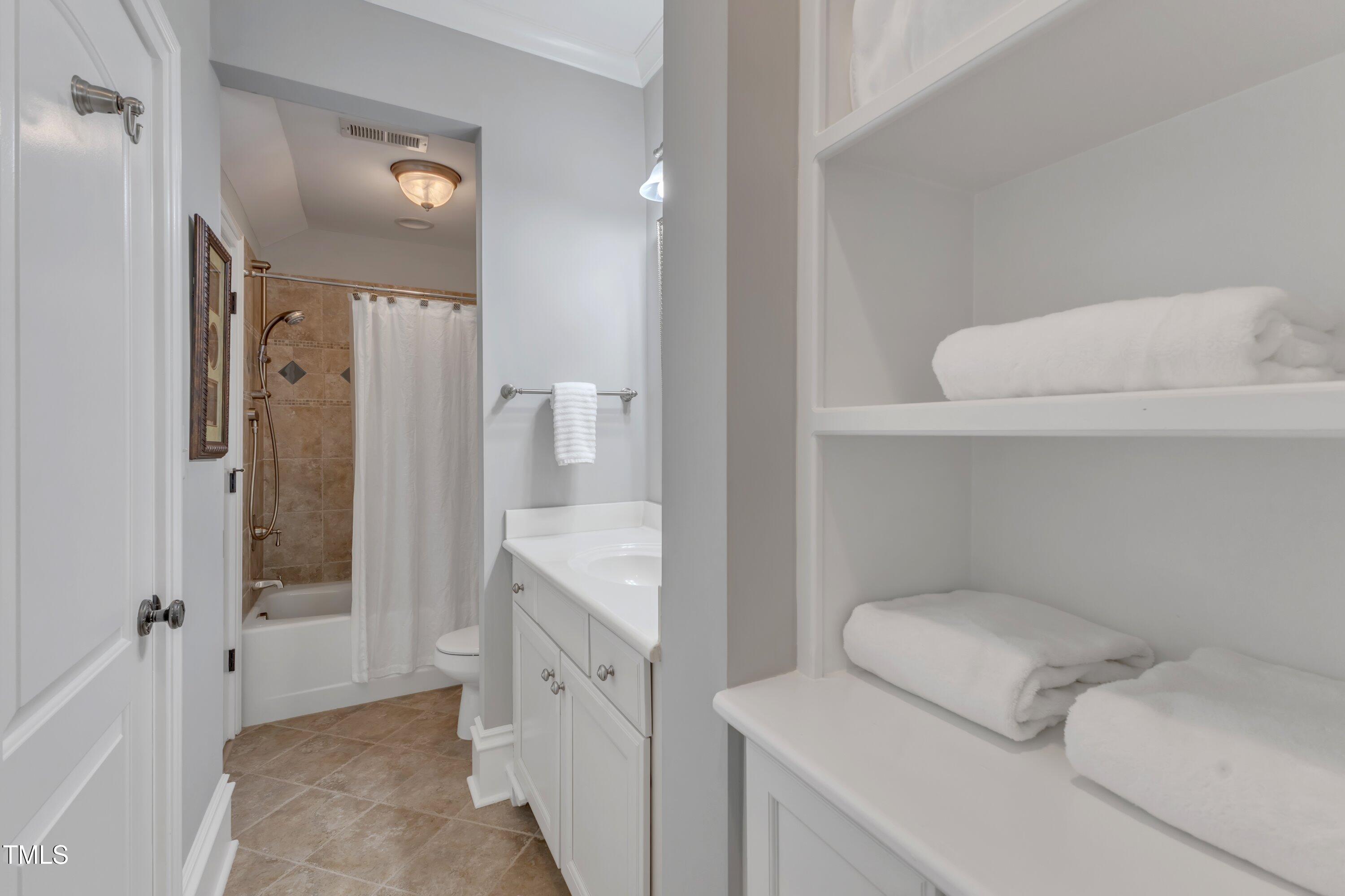 2117 Buckingham Road