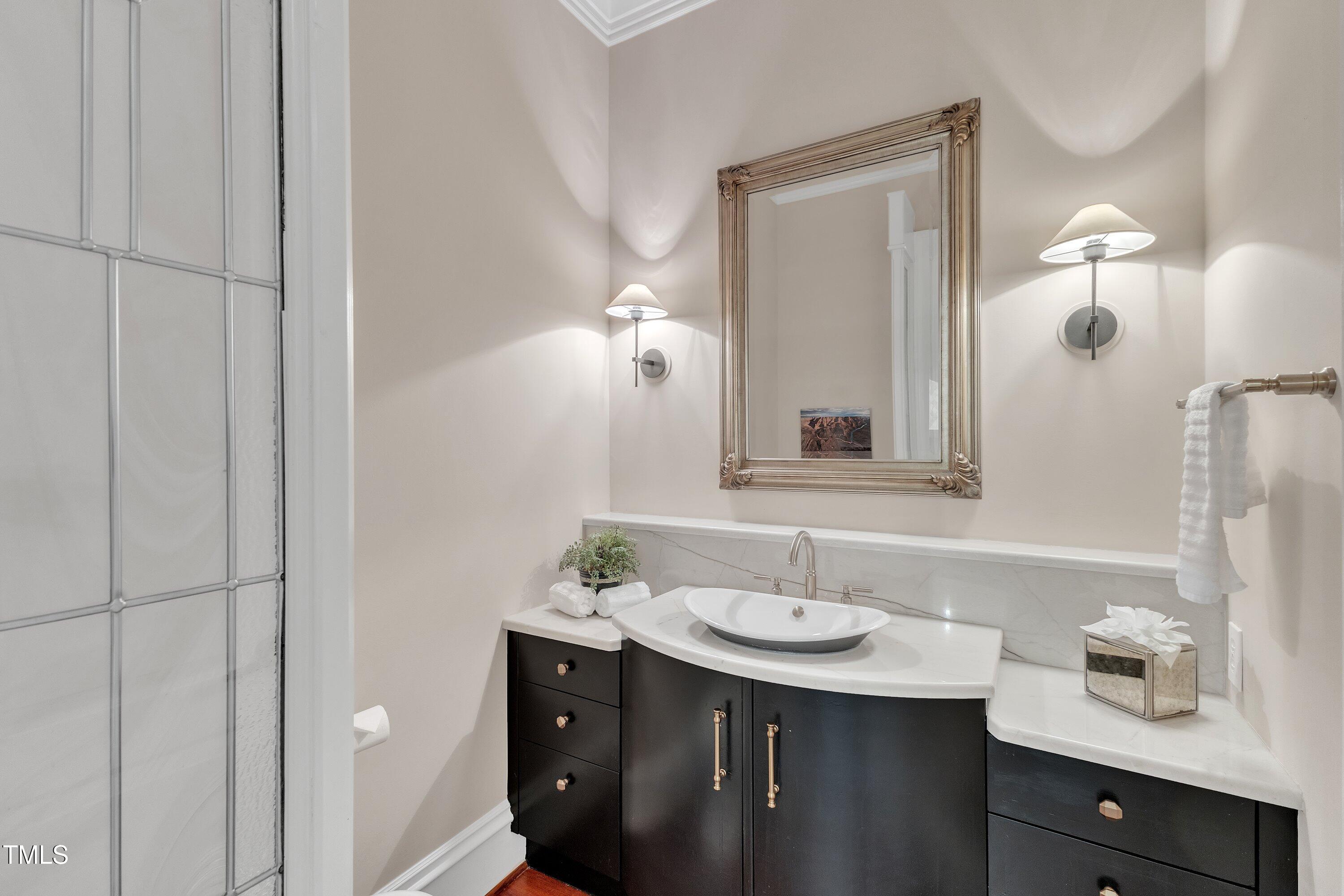 2117 Buckingham Road