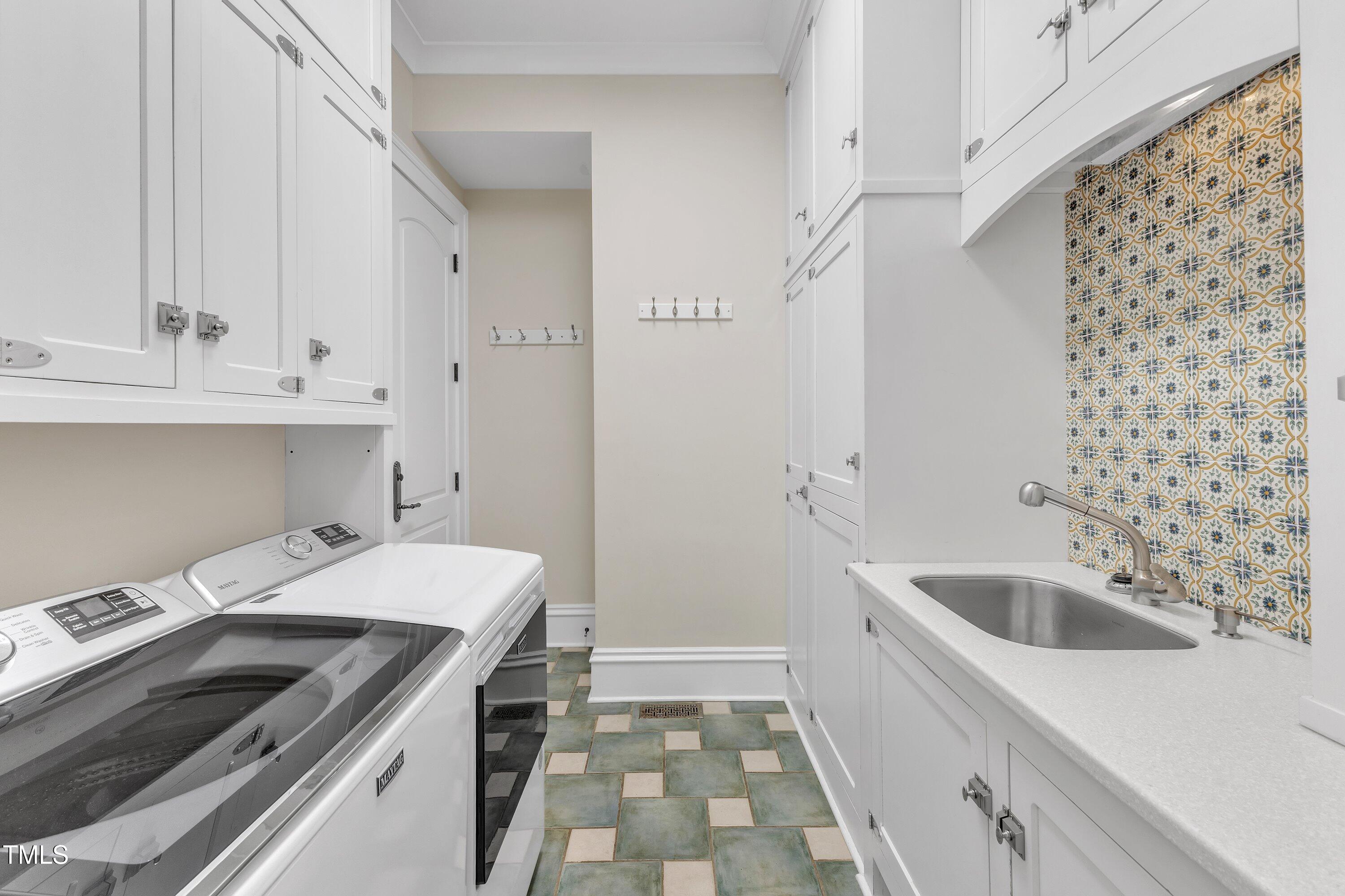 2117 Buckingham Road