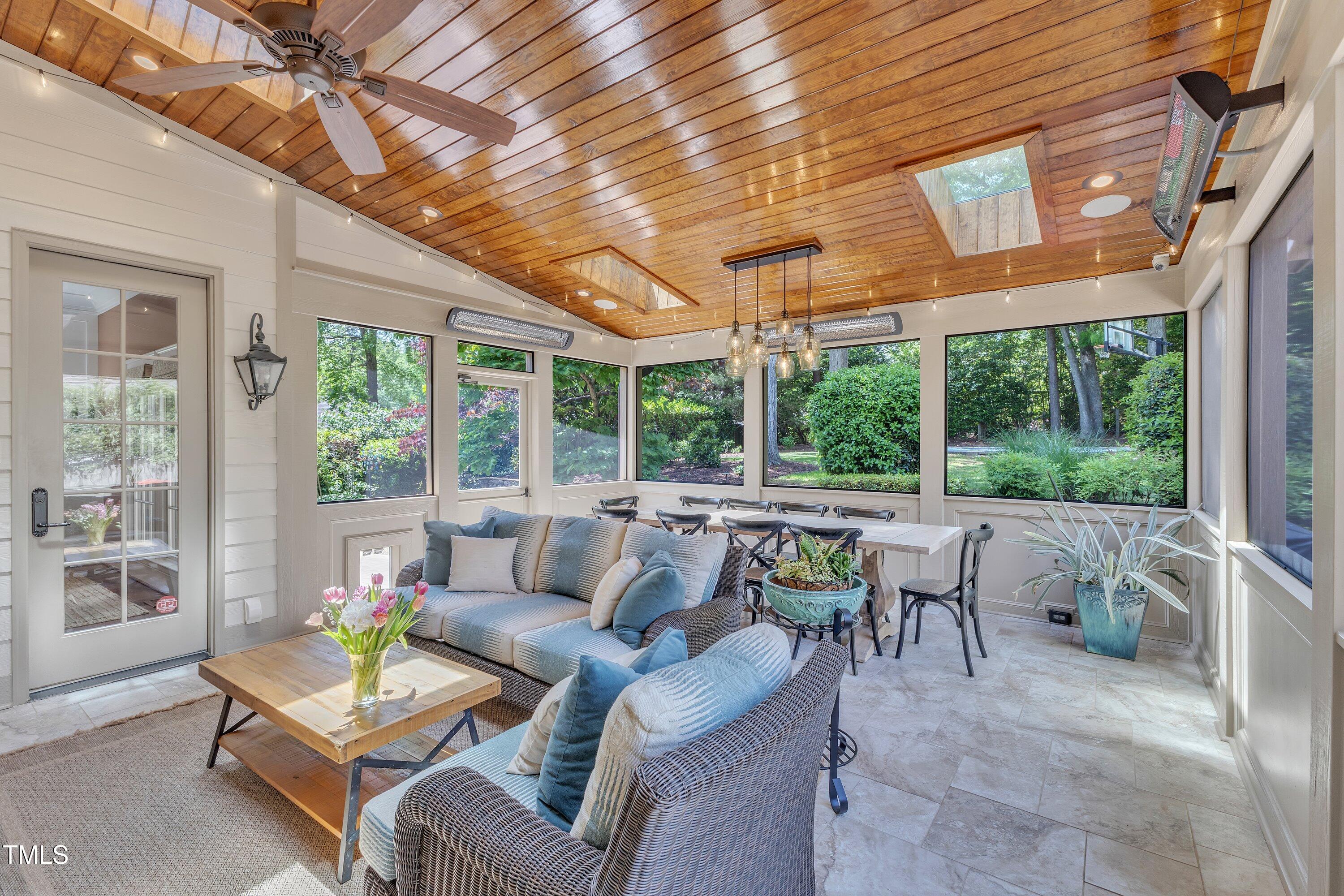 2117 Buckingham Road