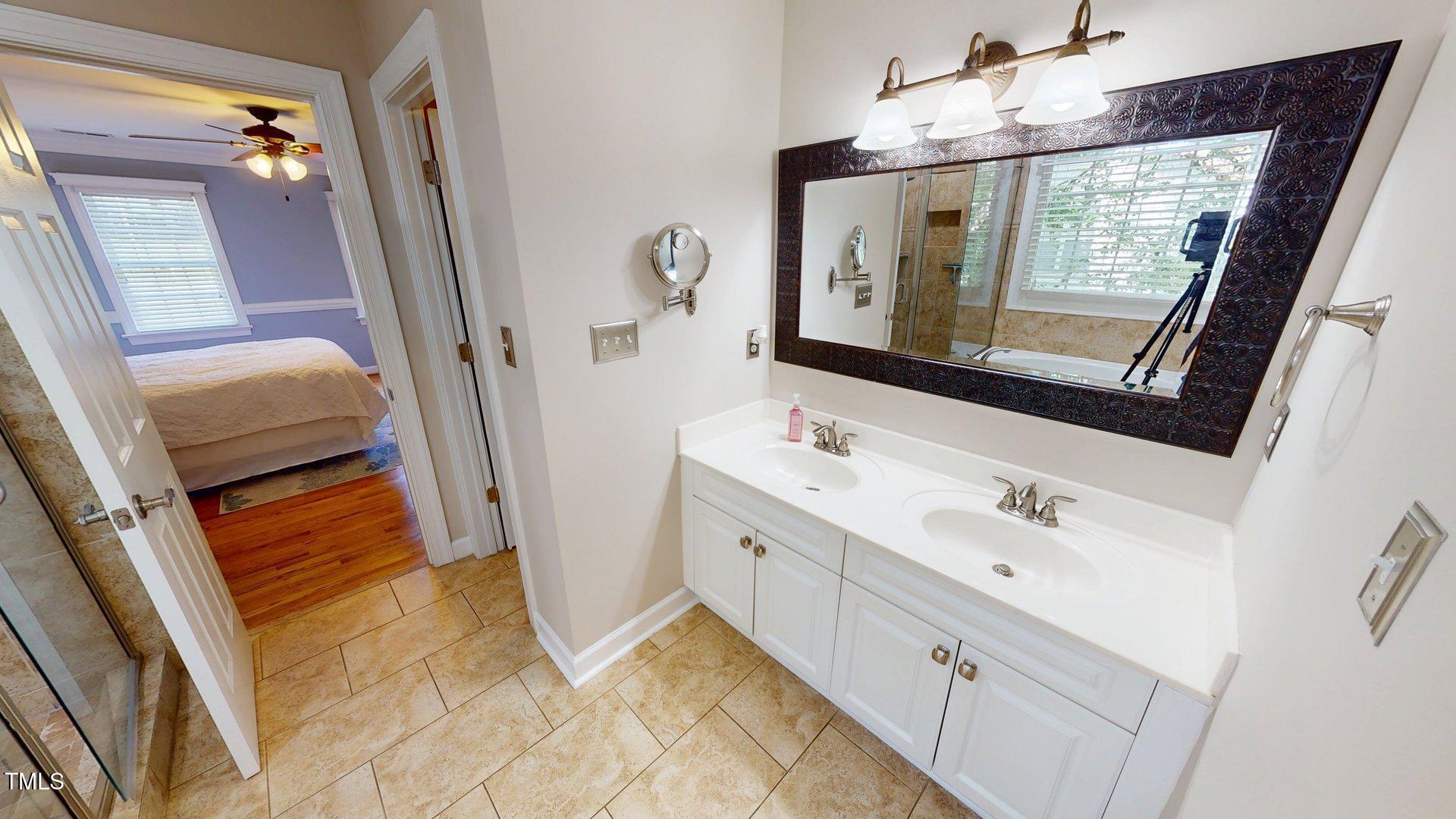 5305 Balmy Dawn Court