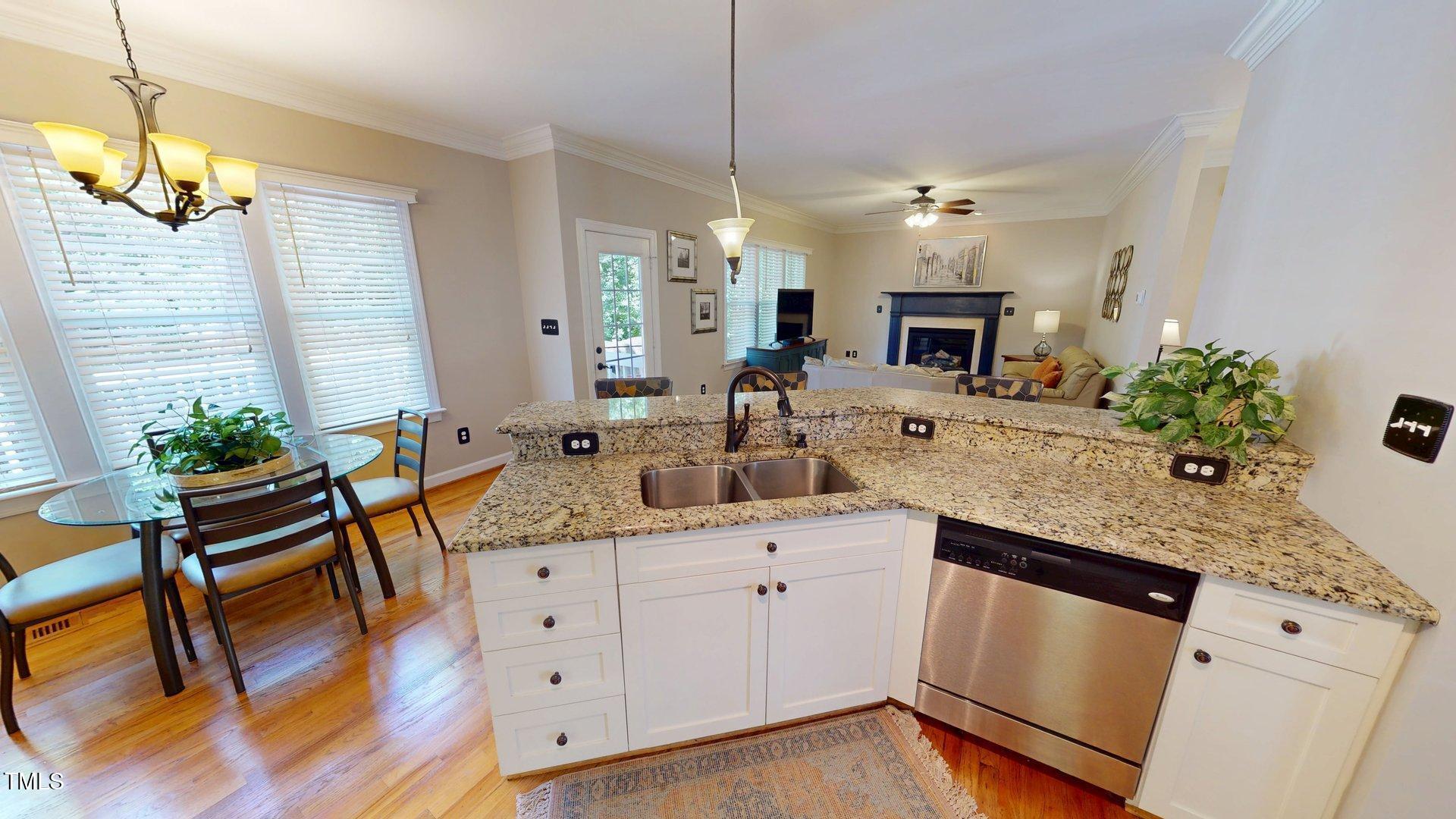 5305 Balmy Dawn Court