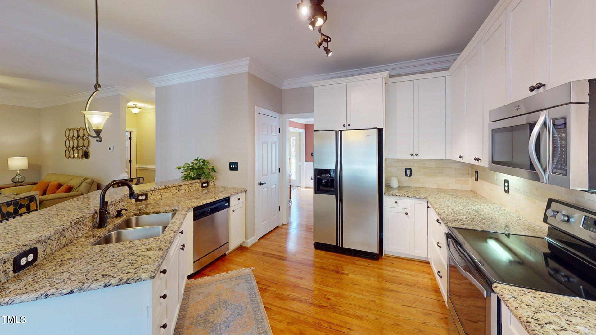 5305 Balmy Dawn Court