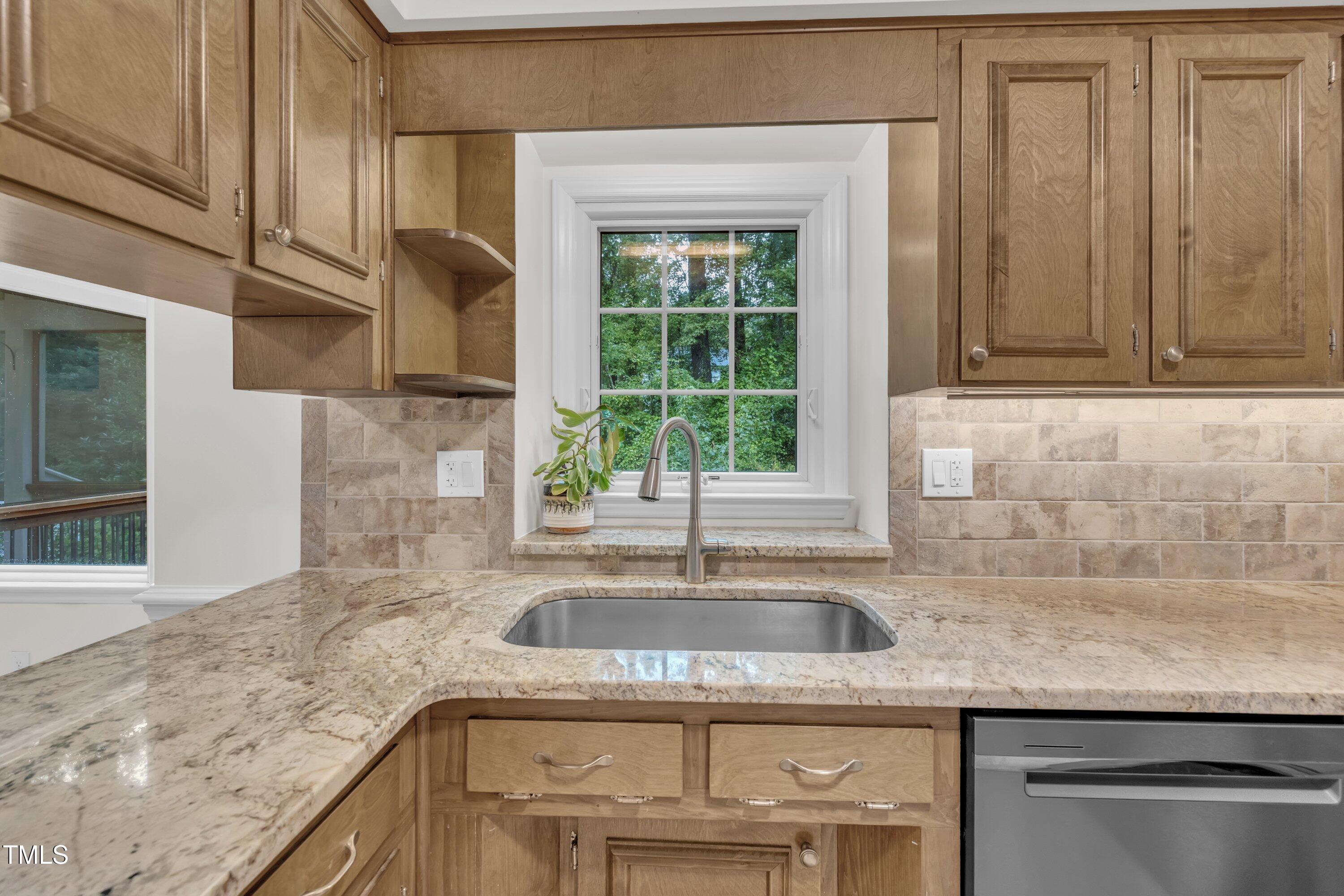 7405 Chippenham Court