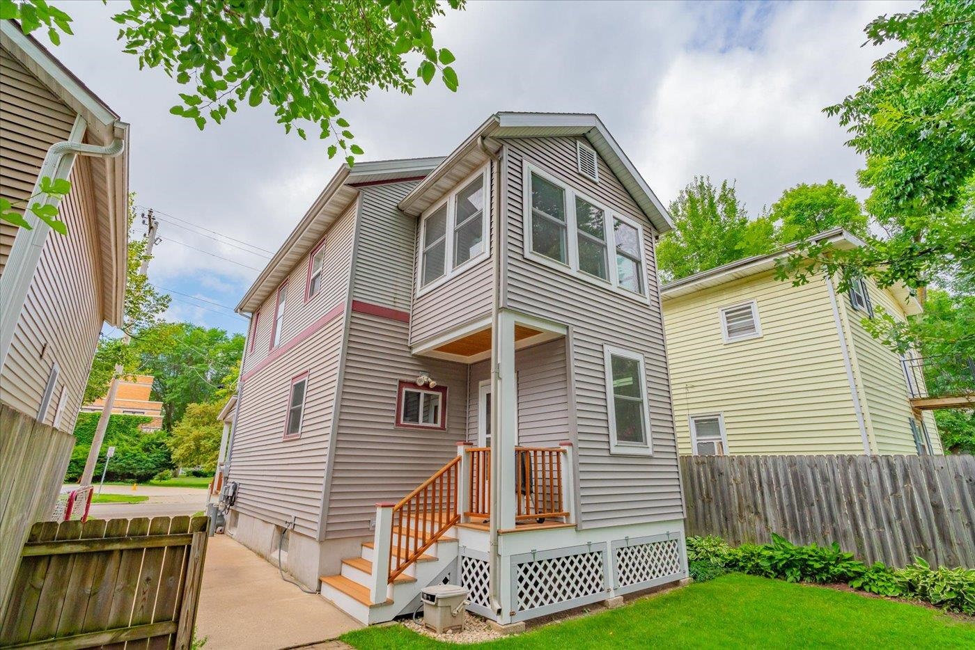 121 N Ingersoll Street