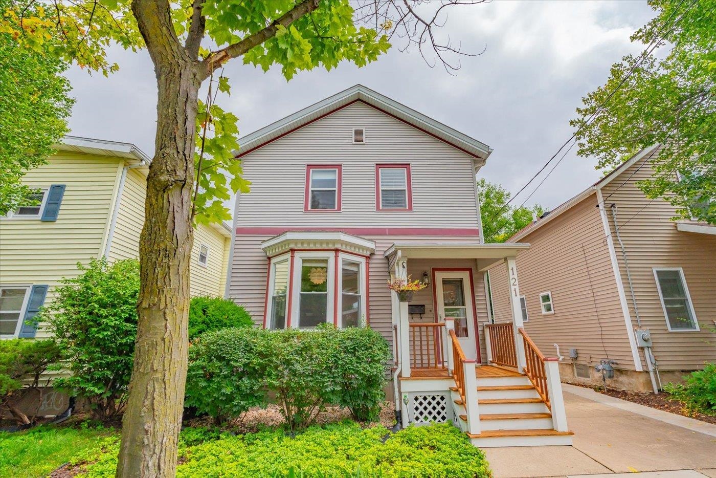 121 N Ingersoll Street