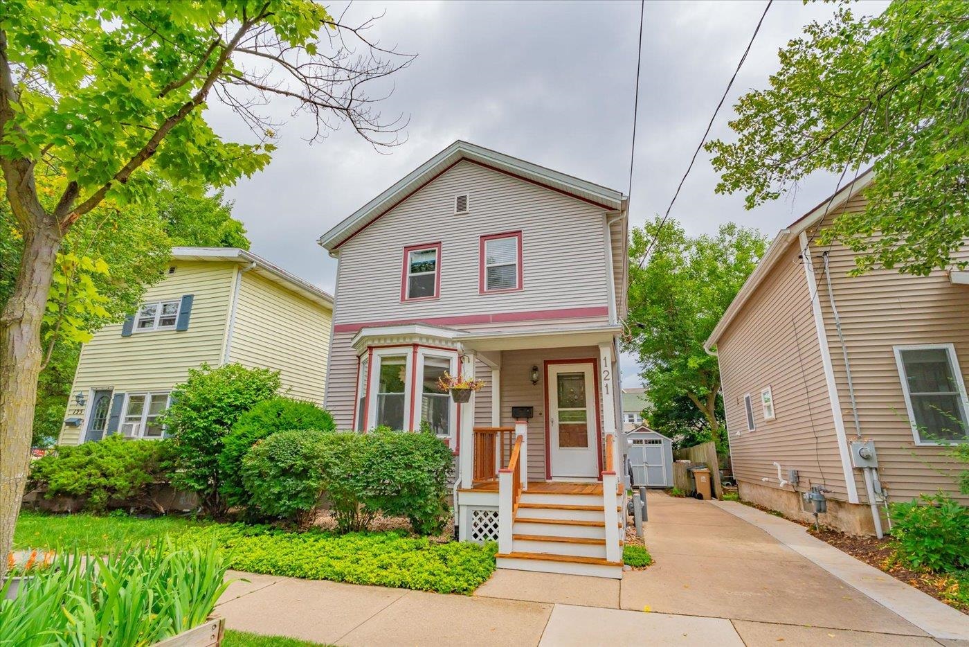 121 N Ingersoll Street