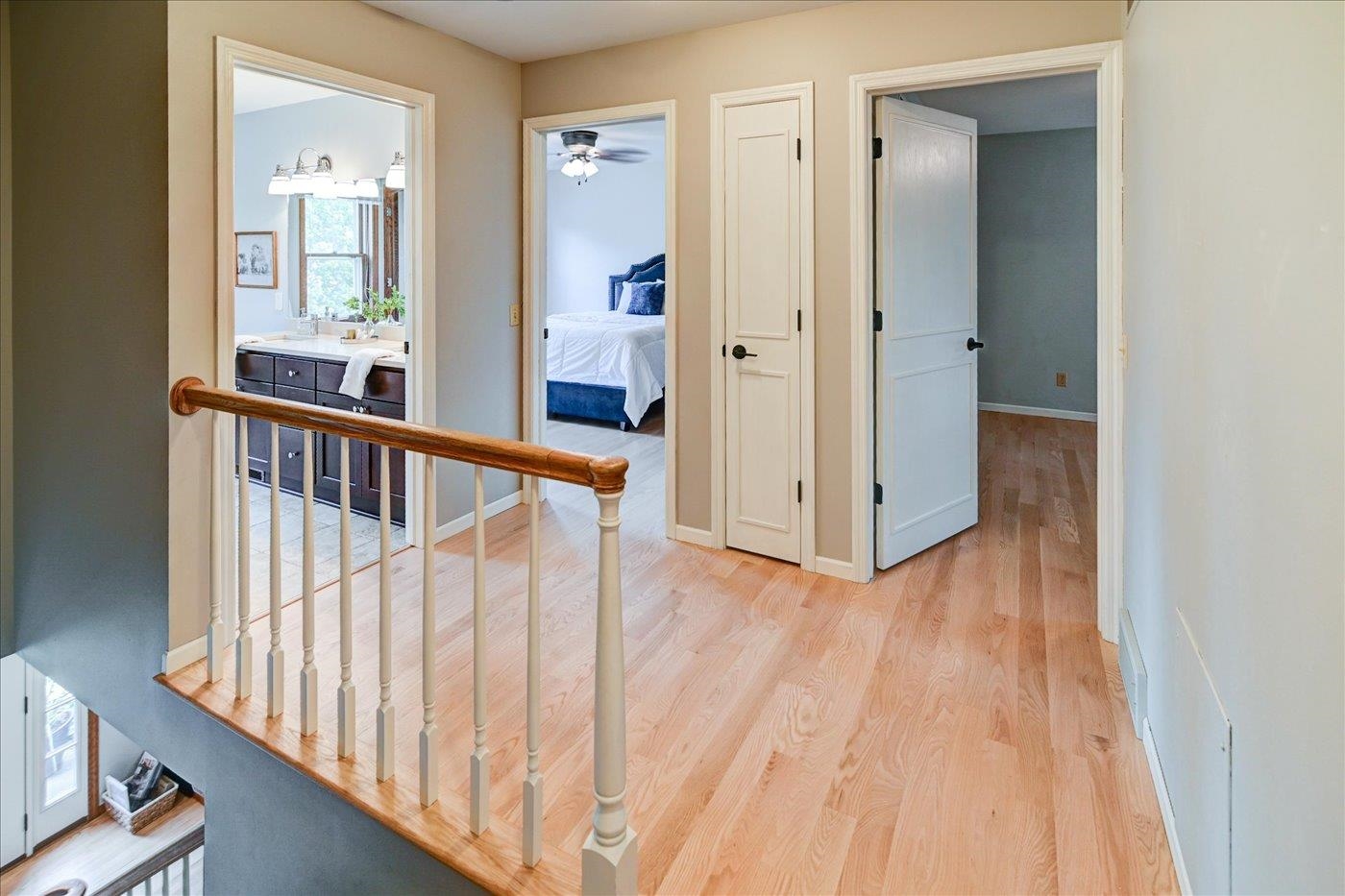 950 Sauk Ridge Trail