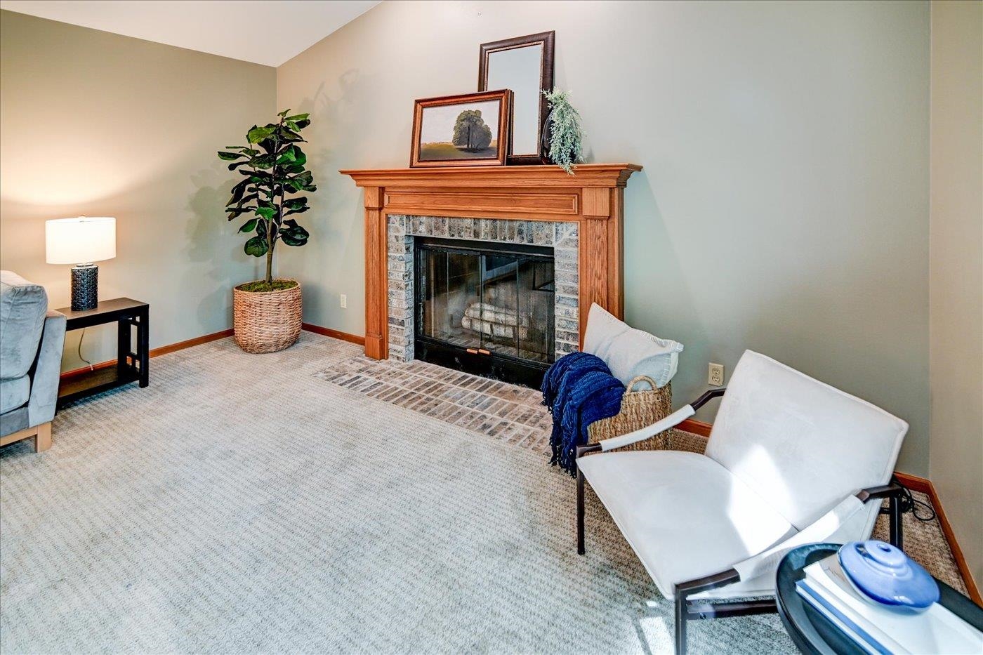 950 Sauk Ridge Trail