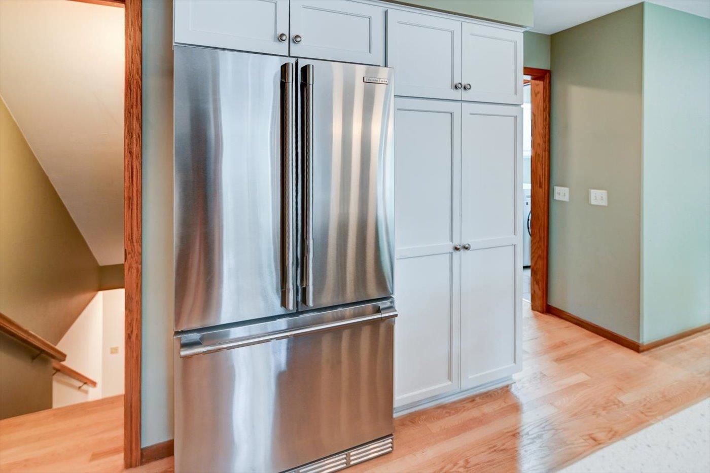 950 Sauk Ridge Trail