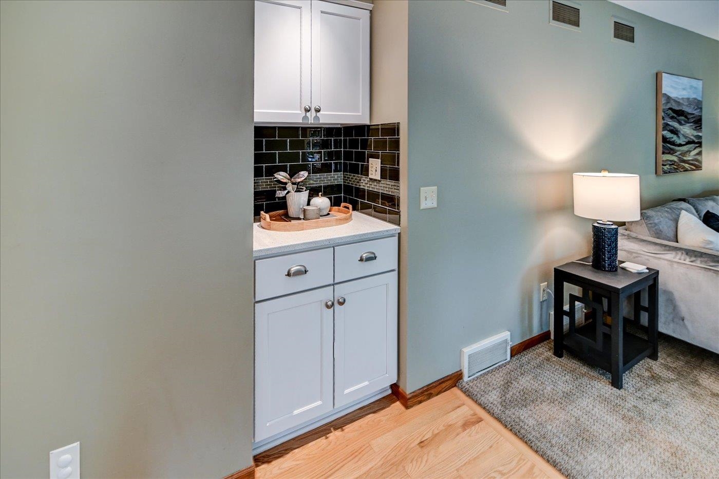 950 Sauk Ridge Trail