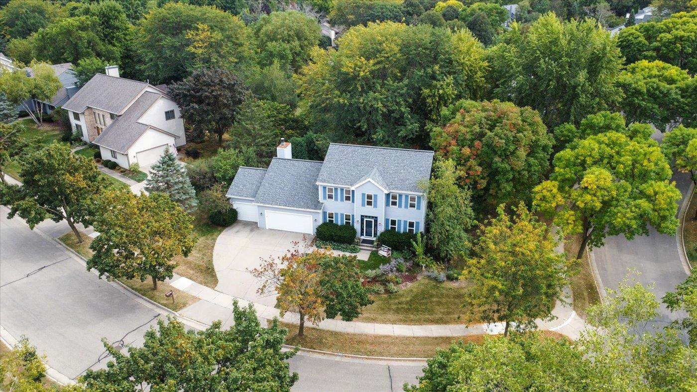 950 Sauk Ridge Trail